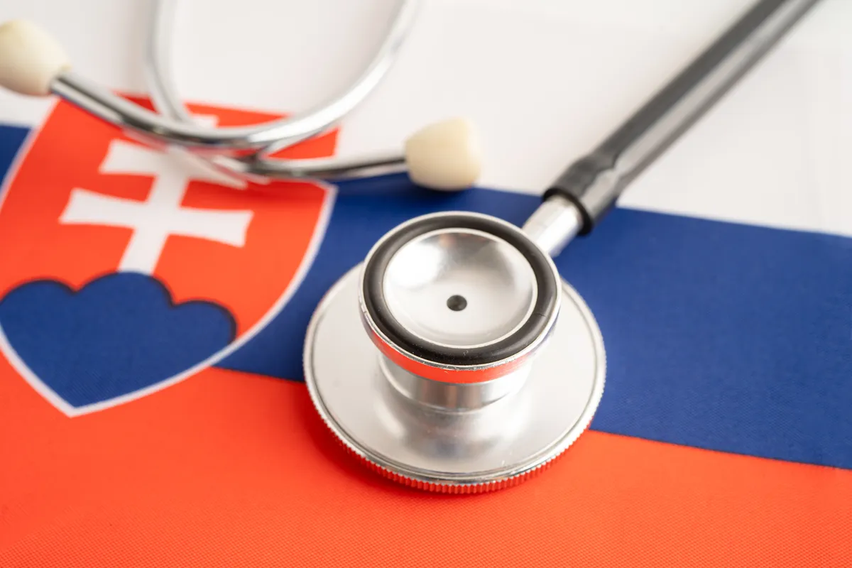 Jakie ubezpieczenie turystyczne na Węgry? EKUZ, koszty leczenia, ceny polis